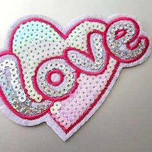 SPARKLE SEQUINS LOVE IRON ON PATCH